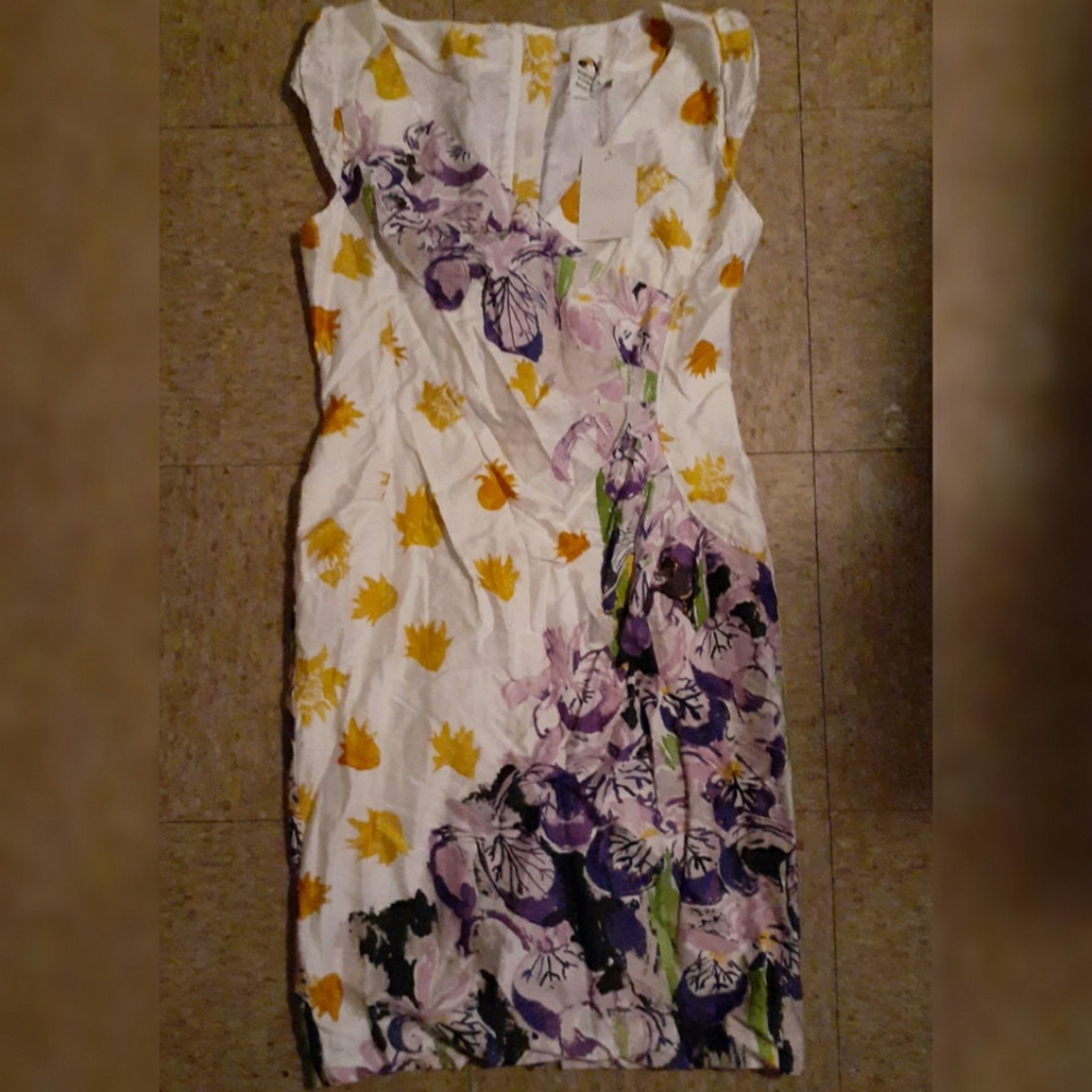 NWT REBEKAH MAYSLES FLORAL DRESS